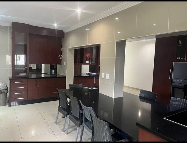 4 BEDROOM HOUSE TO LET IN WATERKLOOF RIDGE